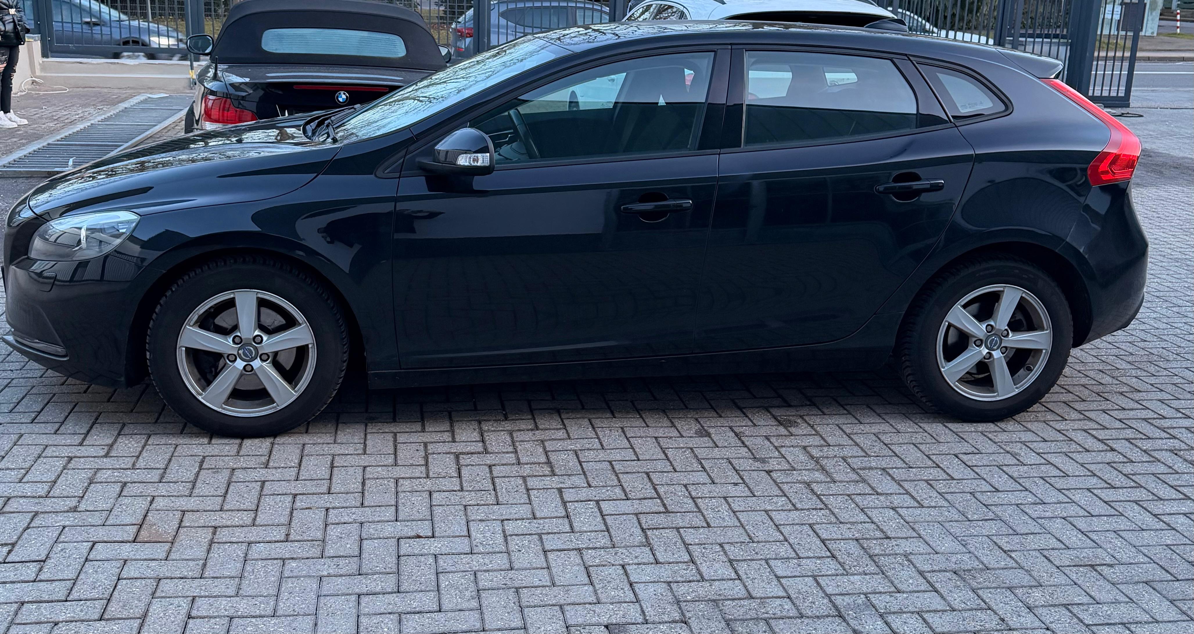 Volvo V40 T2 1.6 Liter Turbo Benzin Euro 5 - 3
